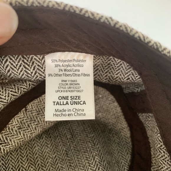 SOLDNewsboy Cap / Hat Women’s Herringbone Tweed OS Decorative Buttons EUC - Picture 9 of 13
